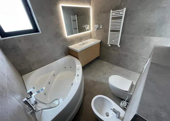 T & V Privlaka (Zadar)