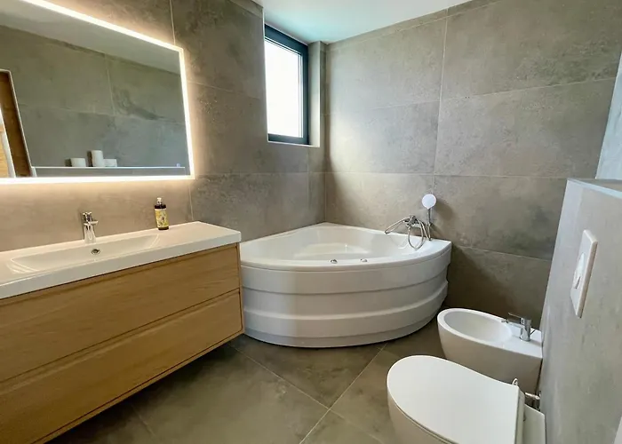 T & V Privlaka (Zadar)