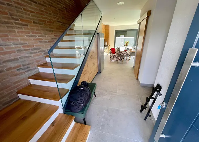 T & V * Privlaka (Zadar)