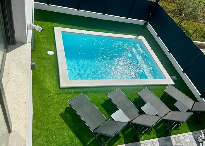 T & V * Privlaka (Zadar)